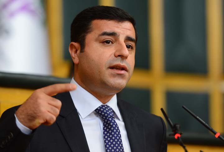 Demirtaş, Diyarbakır'daki saldırılarla ilgili hükümeti ve Cumhurbaşkanını suçladı