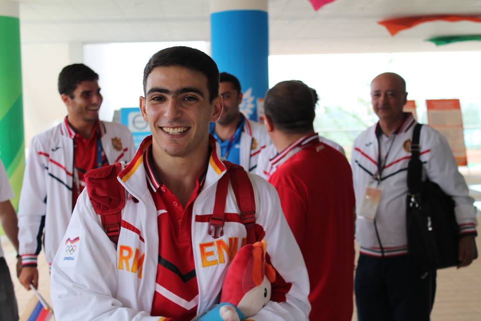 Ermeni sporcu, Güney Kore'deki Universiade'de altın madalya kazandı