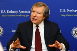 James Warlick’ten ABD Kongre üyelerinin Karabağ konulu teklifine destek