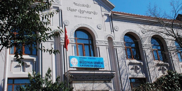 Türkiye Ermeni okullarında maliye müfettişleri tarafından teftiş