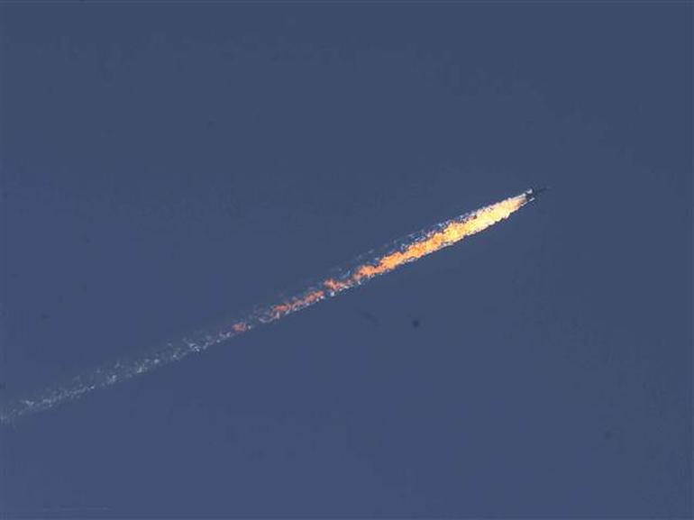 Türk jetleri, Suriye sınırında S24 tipi Rus savaş uçağı düşürdü (video)