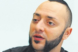 Ermeni asıllı rockçu Hayko Cepkin'e etnik hakaretten dava sonuçlandı