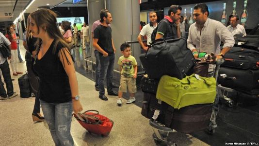Nalbandyan: Ermenistan Suriye’den gelen 20 bin mülteciyi kabul etti