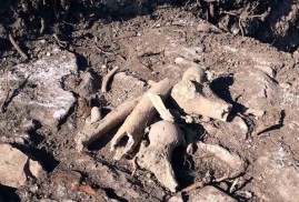 Թուրքիայում մշակույթի տան վերածվող հերթական եկեղեցու բակում մարդկային ոսկորներ են հայտնաբերել