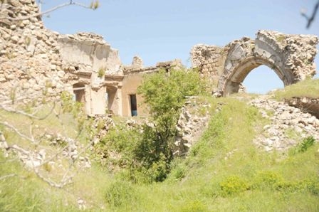 Siirt'teki Deyr Mor Yakup Manastırı yok olmak üzere