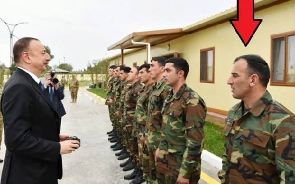 Aliyev Karabağ ordusunun askerinin başını kesen caniyi ödüllendirdi