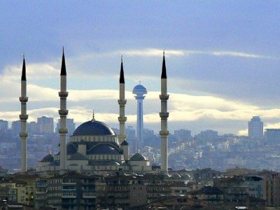 Uzman: Türkiye, Ermeni Soykırımını tanırsa, 50-70 milyar dolar kazanacak