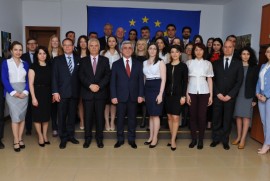 Sarkisyan’dan Ermenistan’daki AB heyetine ziyaret
