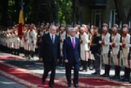 Serj Sarkisyan’dan Moldova’ya çalışma ziyareti (foto)