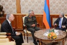 Serj Sarkisyan Yunanistan Cumhuriyeti Milli Savunma Genel Kurmay başkanı kabul etti