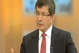 Davutoğlu Ermenistan-Türkiye ilişkilerinin normalleşme sürecine değindi