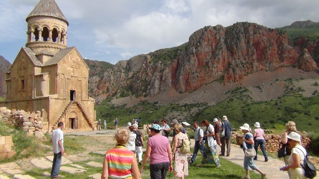 2016'nın ilk 6 ayında Ermenistan’a gelen turistlerin sayısı yüzde 2.4 oranla arttı