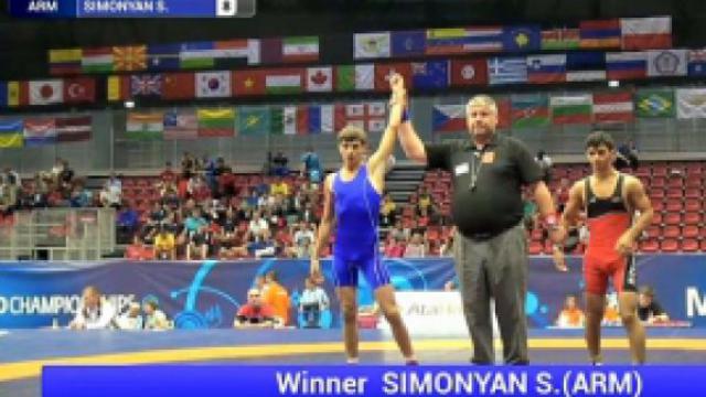 Greko-Roman güreşçi Sergey Simonyan, Fransa'da bronz madalya kazandı