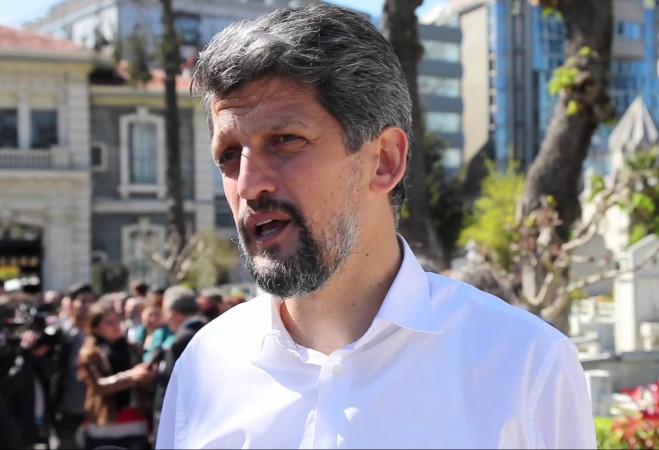 Garo Paylan, Erdoğan mitingindeki anti-Ermeni slogan için suç duyurusunda bulundu