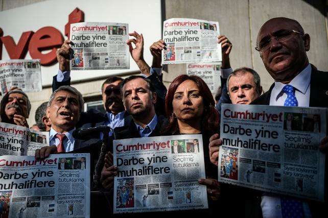 Թուրքիայում հայ պատգամավորը դատապարտել է ընդդիմադիր թերթի լրագրողների  ձերբակալությունները