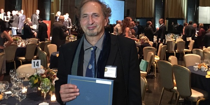 Peter Balakian Pulitzer ödülünü aldı