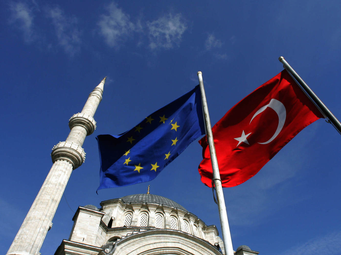 Economist. «Թուրքիայի եվրաինտեգրման ջանքերը միացված են արհեստական շնչառության սարքին»