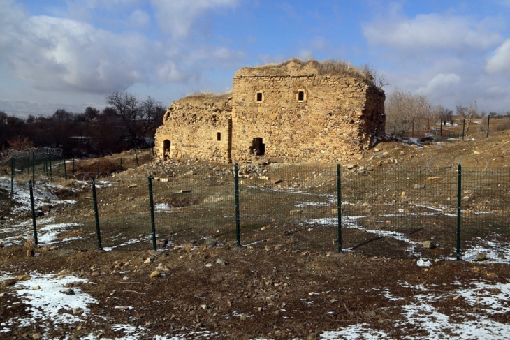 Elazığ'taki tarihi Surp Kevork Ermeni Manastırı yok olmaya yüz tuttu