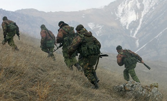 Ermenistan'daki Rus askeri üssünde tatbikatlar