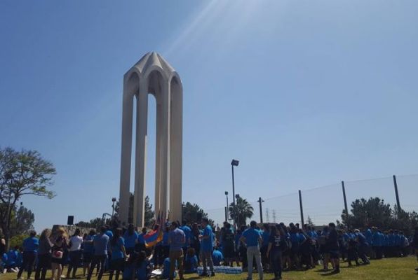 Montebello’da Ermeni öğrenciler Ermeni Soykırımını andı