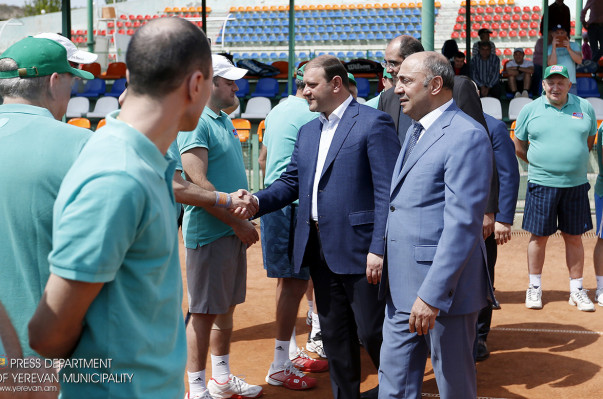 Yerevan’da tenis turnuvası düzenlendi