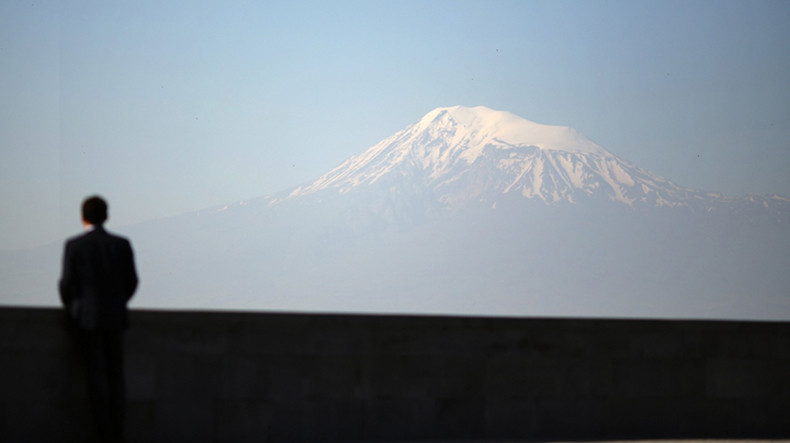 Çinli bilim adamları, Ararat başında Nuh'un gemisinin kalıntılarını bulduklarını açıkladı