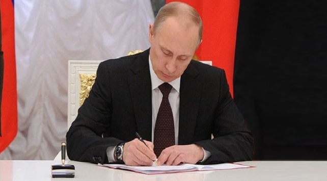Rusya Devlet Başkanı Putin, Türkiye'ye yönelik bazı ekonomik kısıtlamaları kaldırdı