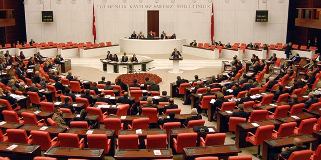 Türkiye meclisinde Ermeni soykırımı ve Kürdistan diyenlere ceza geliyor