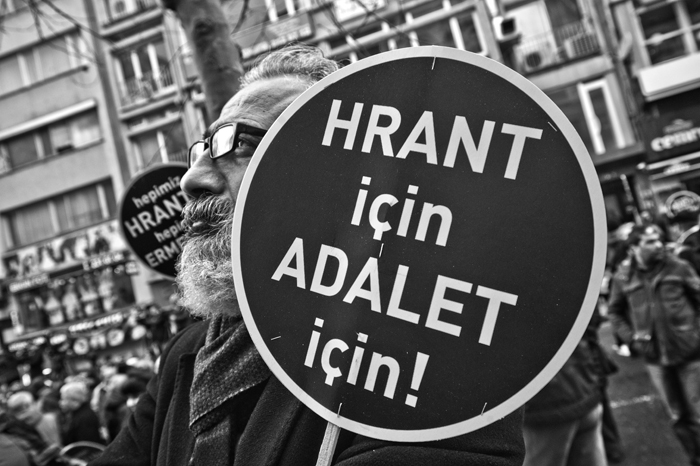 Hrant’ın Arkadaşları, davanın 53. duruşmasında Çağlayan önünde adalet talebini dillendirdi
