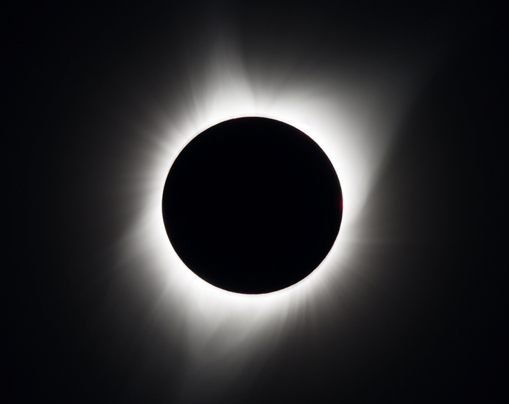 21 Ağustos'ta ABD ve dünya tam güneş tutulmasını izledi