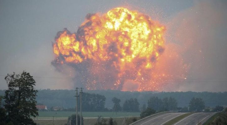 Ukrayna'da patlama: 24 bin kişi tahliye edildi