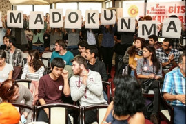 İşlerinden kovulan akademisyenlerin kurduğu "Dayanışma Akademiler", yeni ders dönemine başlıyor