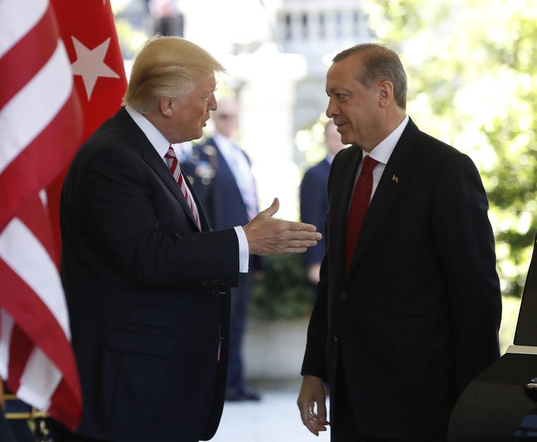 Hürriyet: Թուրք-ամերիկյան ճգնաժամը կլուծվի միայն Էրդողանի և Թրամփի հանդիպման դեպքում