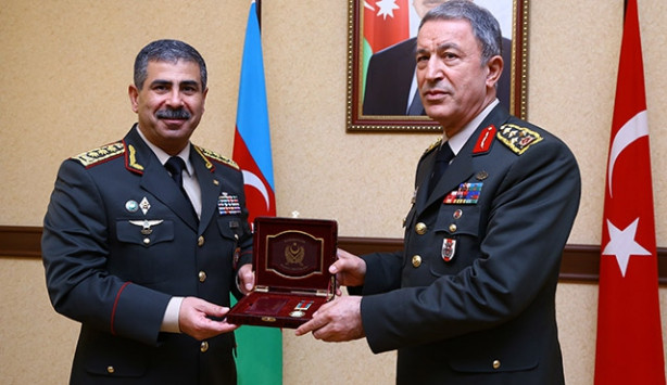 Թուրքիայի զինուժի գլխավոր շտաբի պետը հանդիպել է Ադրբեջանի պաշտպանության նախարարի հետ