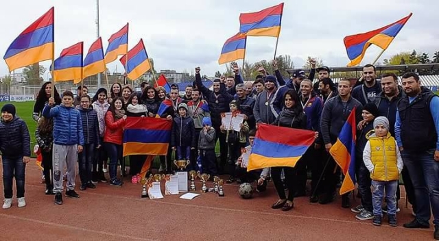Volgograd’ın Ermeni toplumunun takımı şehrin spor festivalinin galibi oldu