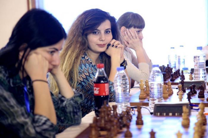 Avrupa Takımlar Satranç Şampiyonası: Ermenistan kadınlar takımı yendi, erkekler beraberlik oynadı