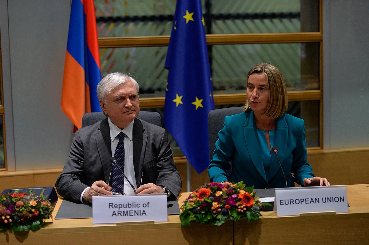 Ermenistan-AB anlaşması imzalandı (foto)