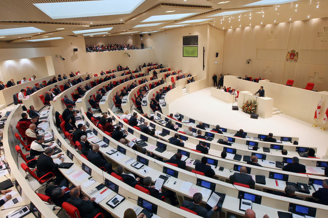 Gürcistan Ermenileri, Soykırım konusunu Parlamento gündemine getirmeye çağırıyorlar