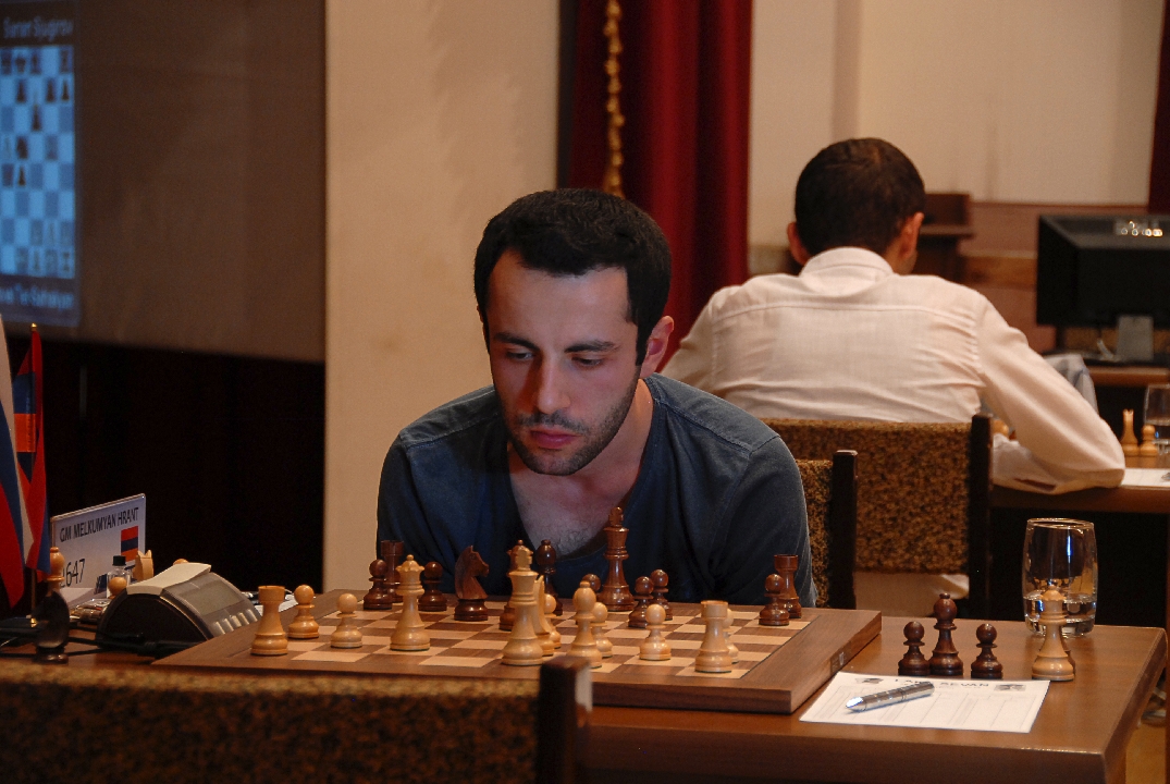 Chess Classic FIDE OPEN: Hrant Melkumyan önde