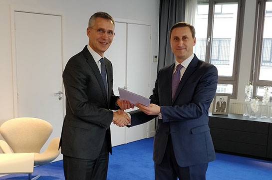 NATO Genel Sekreteri, Ermenistan'ın NATO daimi Misyon Başkanı Gagik Hovhannisyan'ı kabul etti