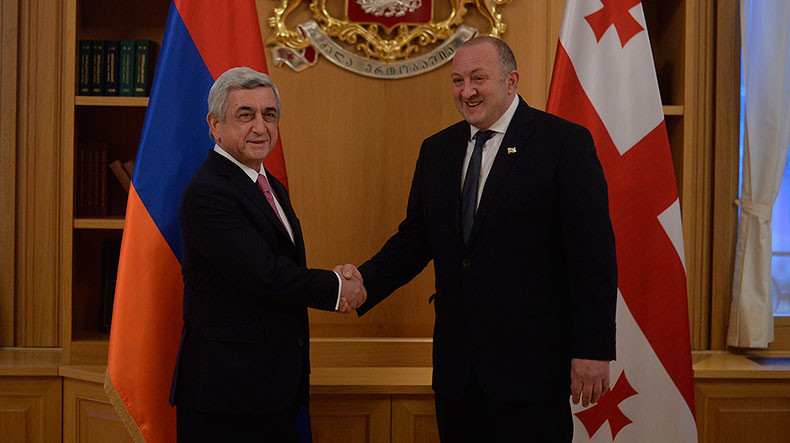 Ermenistan Cumhurbaşkanı Serj Sarkisyan resmi ziyareti için Gürcistan'da