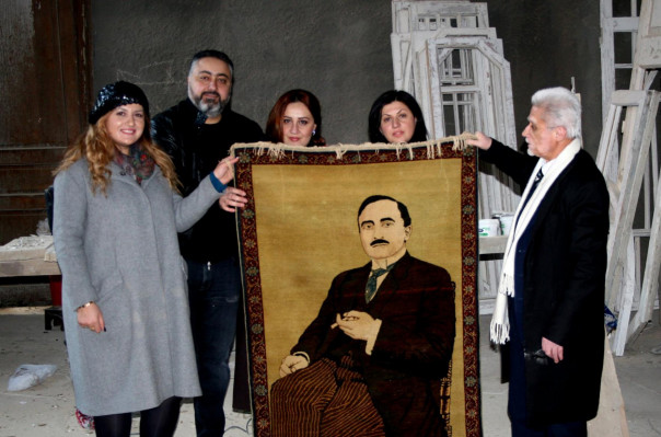 Krikor Zohrab’ın tarihi halı portresi Ermenistan’a getirildi