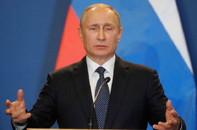 Vladimir Putin Azerbaycan’da “yılın kişisi” olarak seçildi
