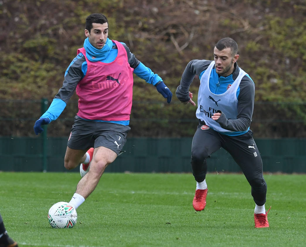 Arsenal Mkhitaryan’ın ilk antrenman fotoğraf ve videolarını paylaştı