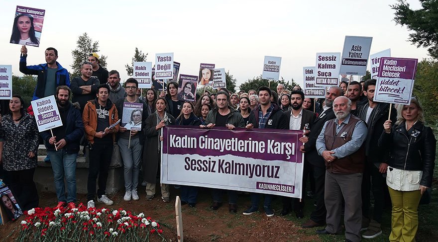 Թուրքիայում վերջին 1 ամսում 28 կին է սպանվել