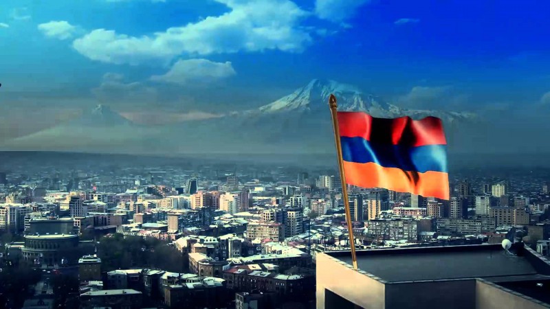 Ermenistan vatandaşlarının yüzde 47’si ülkeyi terk etmek istemiyor