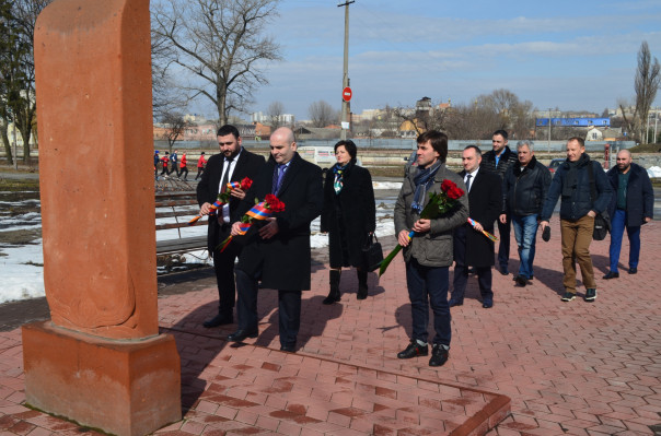 Ukrayna’da Sumgayıt katliamı kurbanları anıldı