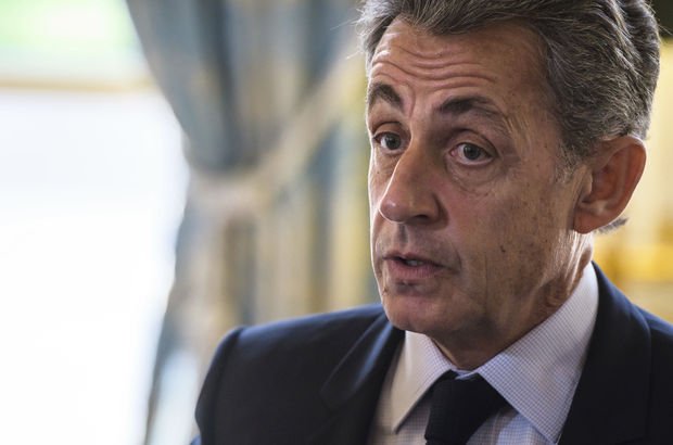 Sarkozy gözaltına alındı