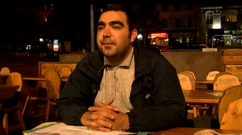 Azerbaycan’dan kaçan gazeteci Fransa’da silahlı saldırıya uğradı