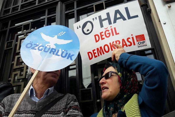 Զեկույց․ «Թուրքիան՝ արտակարգ դրության խավարում»